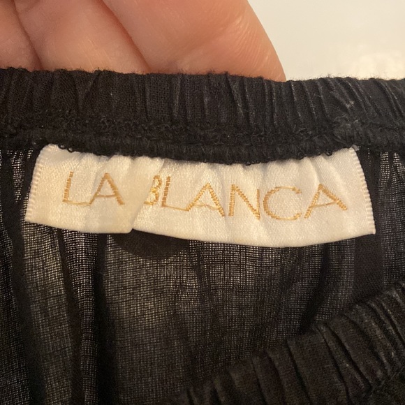 La Blanca beach swim pool coverup - Picture 4 of 5